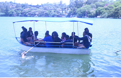 ቲዎሪን በተግባር፡ የኢንስቲትዩቱ ሰልጣኞች በቢሾፍቱ የመስክ ምልከታ አካሄዱ ቱ.ማ.ኢ